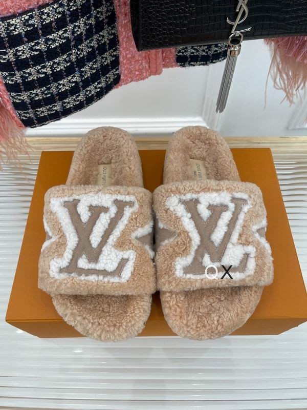 LV Women's Slippers 179